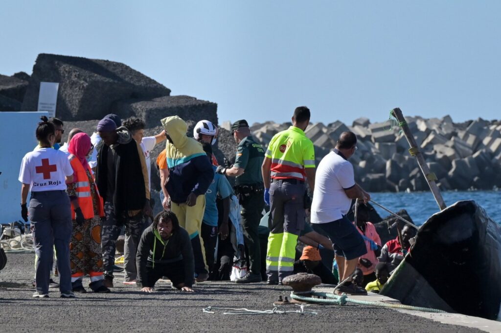 A group of 66 migrants onboard a wooden boat ('cayuco') arrive at La Restinga port in El Hierro island, the Canaries, Spain, Jan. 11, 2024. (EPA Photo)