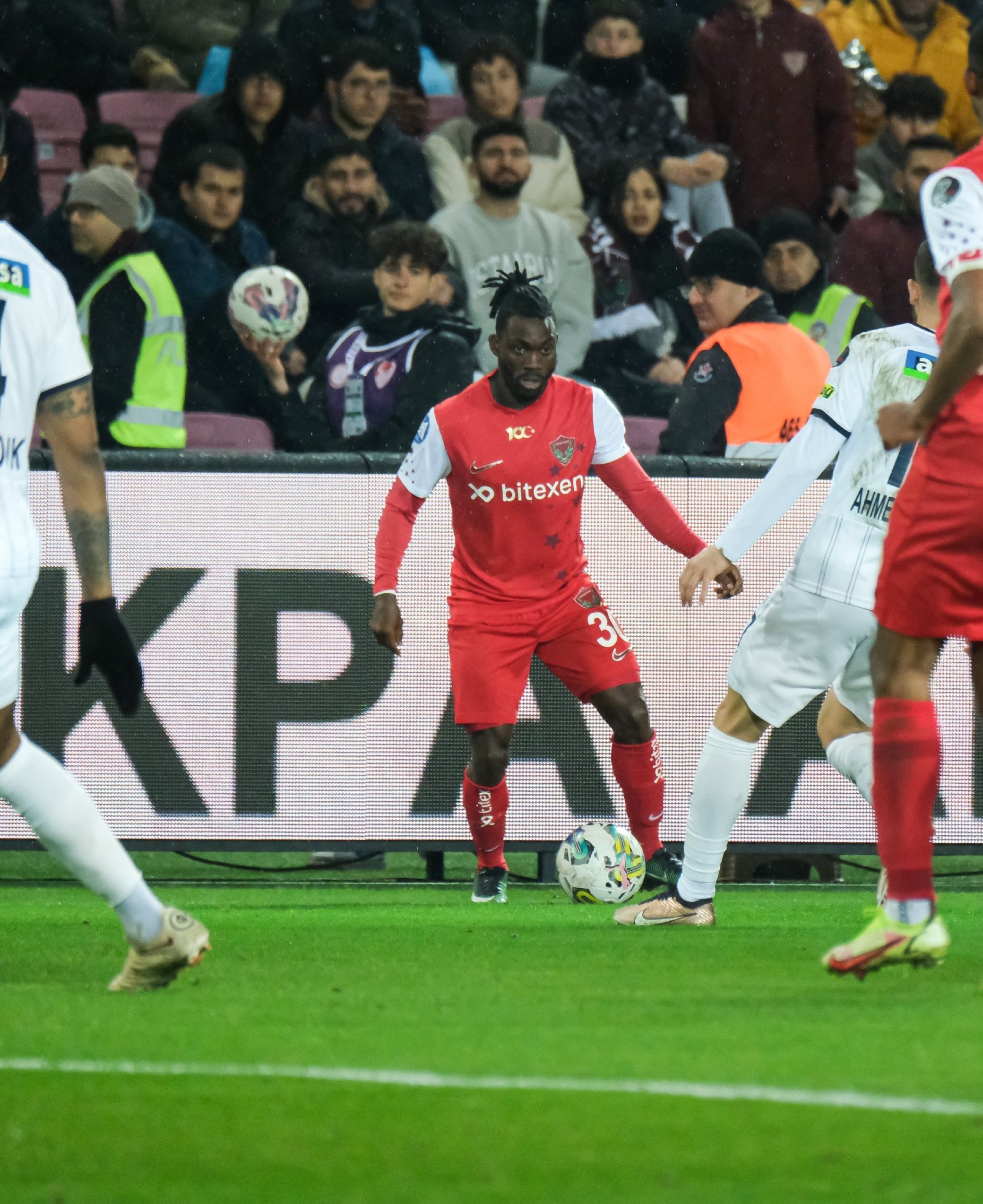 313570 Undated photo of Christian Atsu (L) in action against Beşiktaş during a Süper Lig match, Istanbul, Türkiye. (DHA Photo)