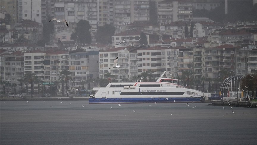 A ferry cruises off the coast of Izmir, western Türkiye, Feb. 11, 2024. (AA Photo)