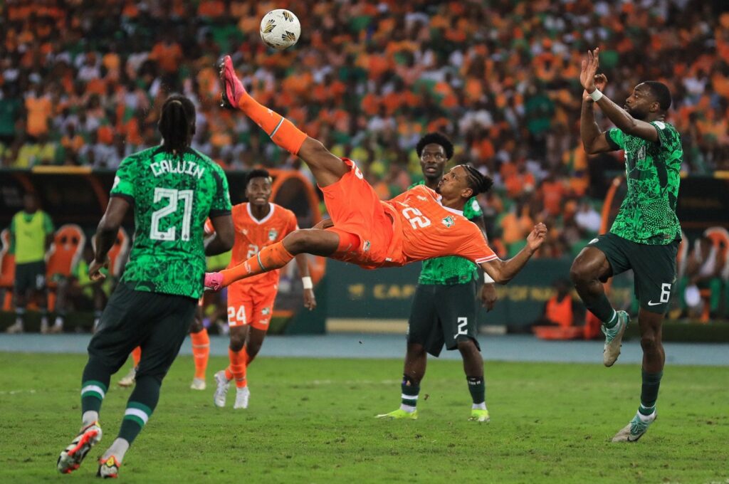 Ivory Coast's forward Sebastien Haller (C) shoots during the AFCON 2023 final football match against Nigeria at Alassane Ouattara Olympic Stadium in Ebimpe, Abidjan, Ivory Coast, Feb. 11, 2024. (AFP Photo)