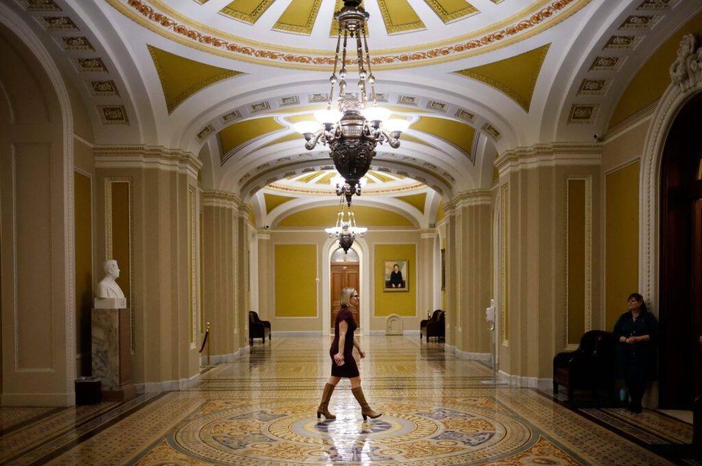 Sen. Kyrsten Sinema heads into the Senate Chamber at the U.S. Capitol, Washington, D.C., U.S., Feb. 12, 2024. (AFP Photo)