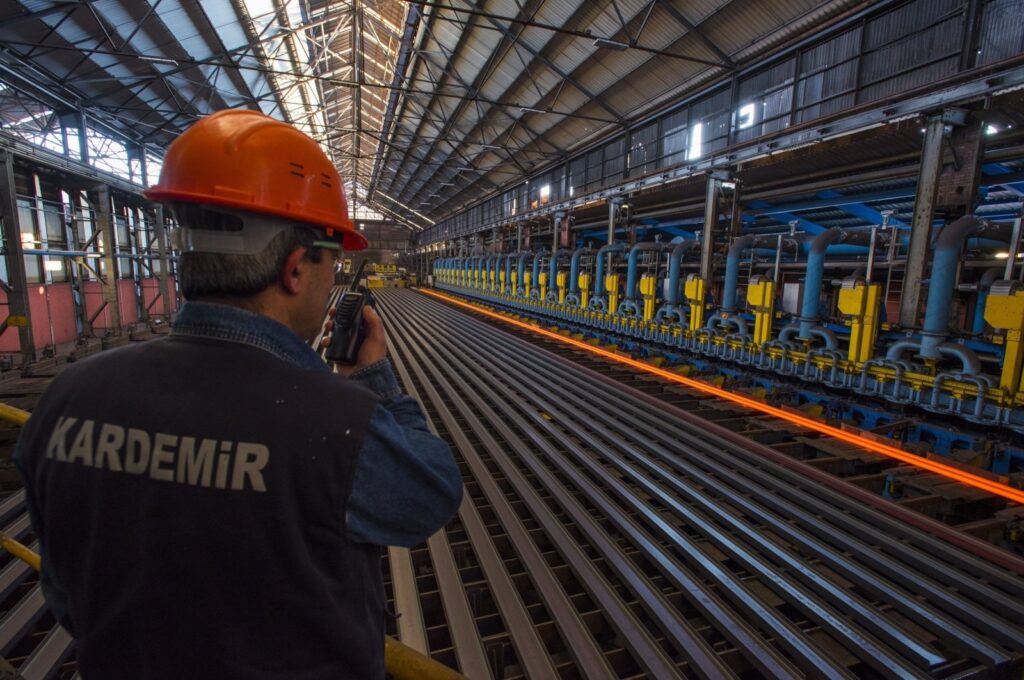 An employee is seen at a factory of iron and steel producer Kardemir in Karabük province, northern Türkiye, Feb. 11, 2021. (AA Photo)