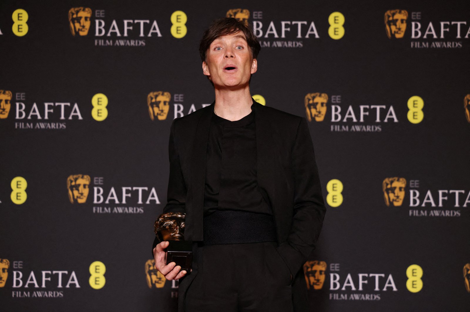 Cillian Murphy poses in the winner's room with his award for Leading Actor for "Oppenheimer" during the 2024 British Academy of Film and Television Awards (BAFTA) at the Royal Festival Hall, London, U.K., Feb. 18, 2024. (Reuters Photo)