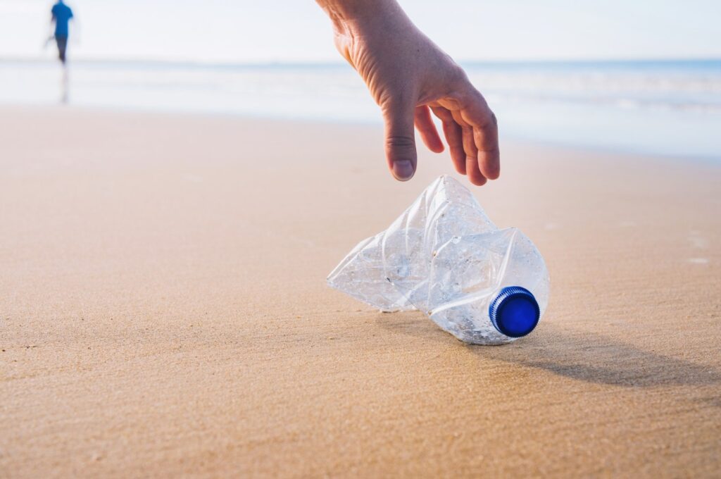 Ensuring access to drinkable tap water and investing in a comprehensive waste management infrastructure are crucial steps advocated by Sedat Gündoğdu to combat plastic pollution at both individual and governmental levels. (Getty Images Photo)