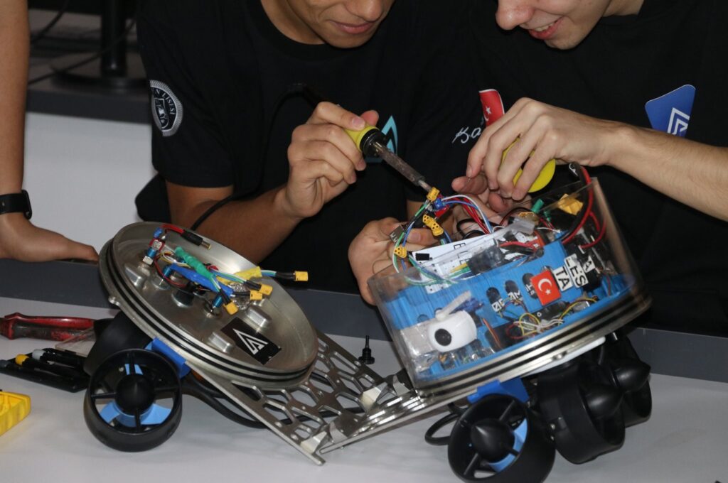 Students design autonomous underwater vehicle "ALESTA" to showcase in Singapore's competition, Adana, Türkiye, Feb. 21, 2024. (AA Photo)