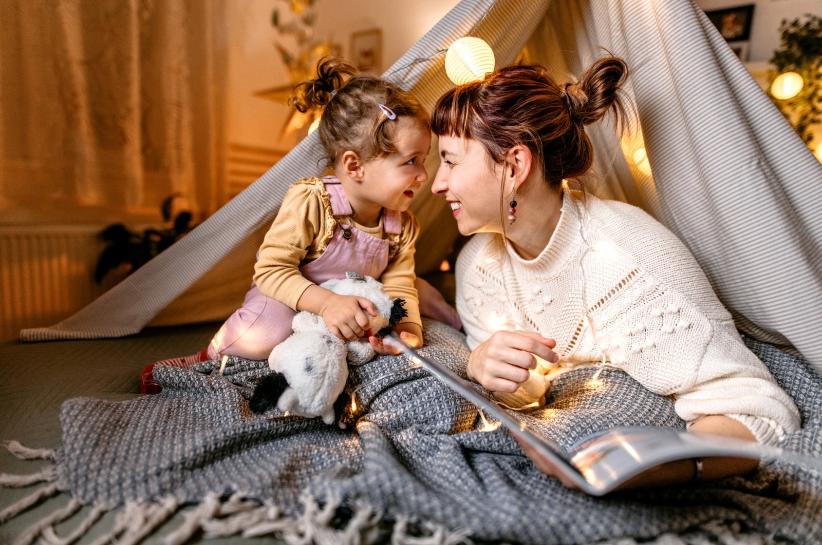 Parents play a vital role in nurturing their children's independence through thoughtful behavior and guidance. (Getty Images Photo)