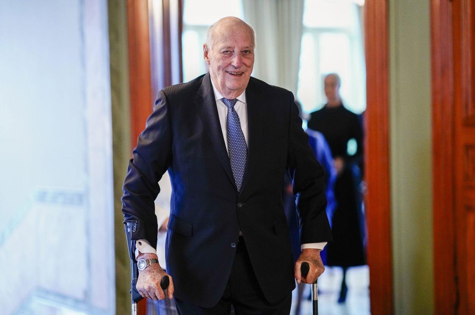 King Harald of Norway arrives for a meeting lunch with President of the Republic of Tanzania Samia Suluhu Hassan, at the prime minister's residence in Oslo, Norway, Feb. 14, 2024. (EPA Photo)