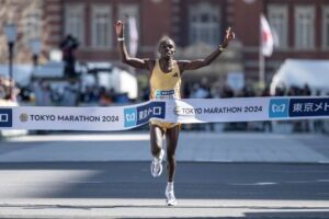 Kenyan runner, Benson Kipruto wins first place in the men's marathon during the Tokyo Marathon 2024, Tokyo, Japan, March 3, 2024. (Reuters Photo)