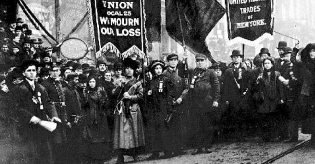 Women protest for female workers' rights, New York, U.S., in the 1900s. (Sabah File Photo)