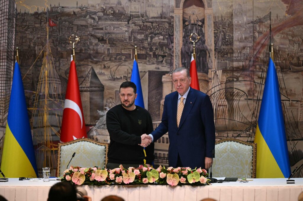 President Recep Tayyip Erdoğan shakes hands with Ukrainian President Volodymyr Zelenskyy after a joint news conference at the Dolmabahçe Presidental office in Istanbul, March 8, 2024. (AFP Photo)