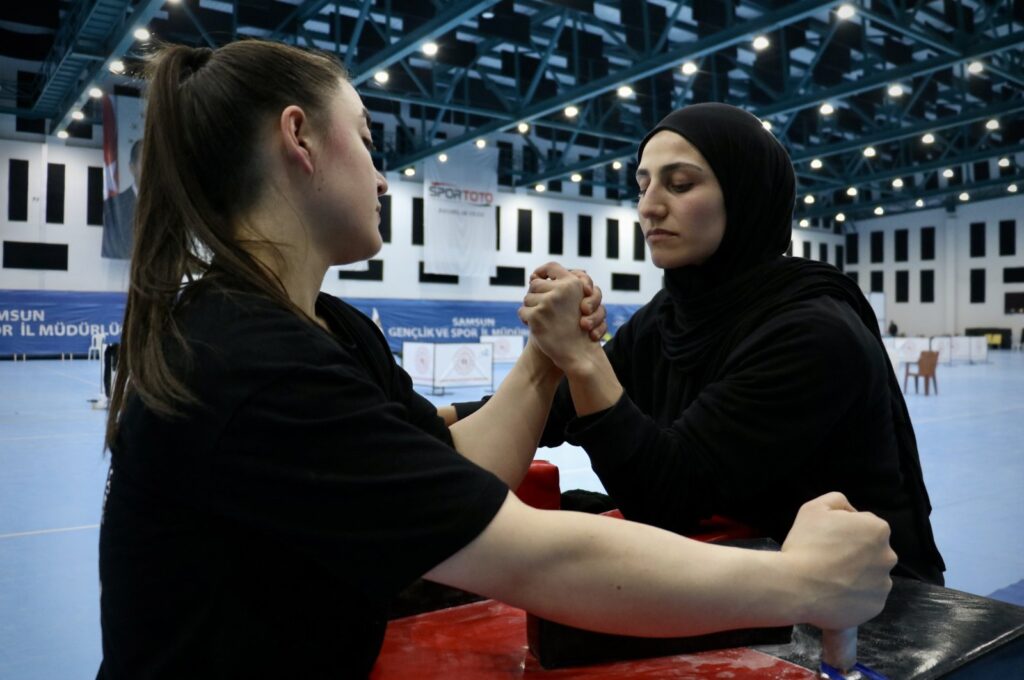 Şükriye Yılmaz (R) trains ahead of Slovakia's European Championship, Gümüşhane, Türkiye, March 1, 2024. (AA Photo)