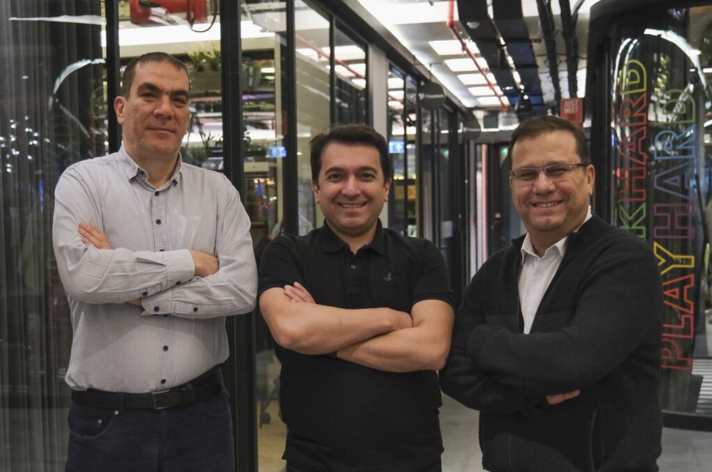 Sedat Yıldırım (L) and Köksal Yılmaz (C), co-founders of Topi Technology, and investor Ahmet Bilgen. (Courtesy of Topi)