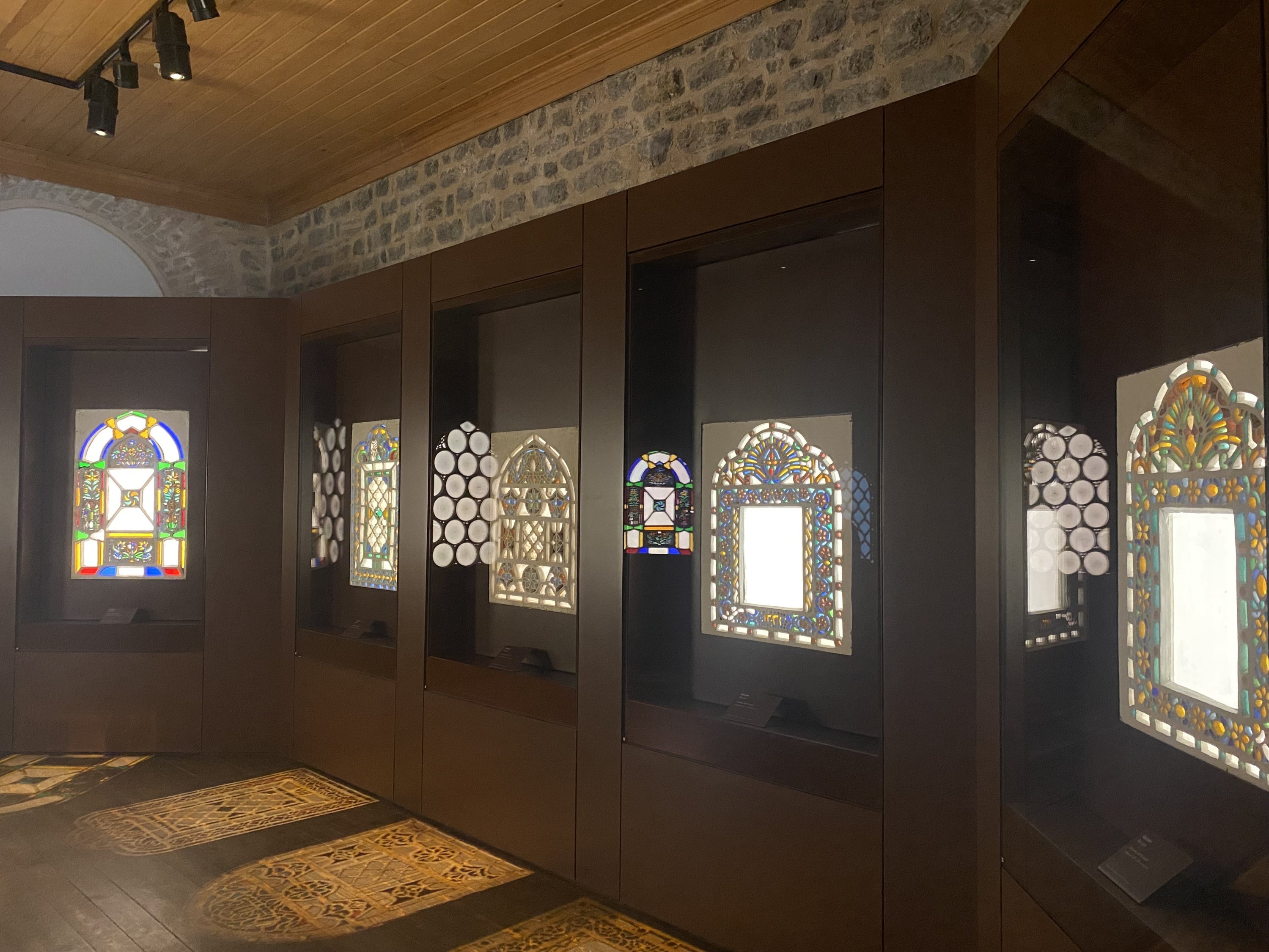 320517 Inside the museum, the most valuable and beautiful glass works belonging to the Directorate of National Palaces are exhibited, Istanbul, Türkiye, March 21, 2024. (IHA Photo)
