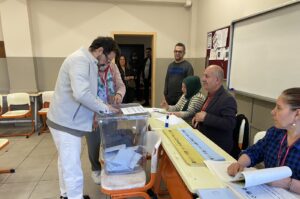 Turkish citizens cast their ballot during the Local Administration General Elections, Istanbul, Türkiye, March 31, 2024. (IHA Photo)