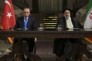 President Recep Tayyip Erdoğan and Iranian President Ebrahim Raisi speak during a joint news briefing at the Saadabad Palace, Tehran, Iran, July 19, 2022. (AP File Photo)