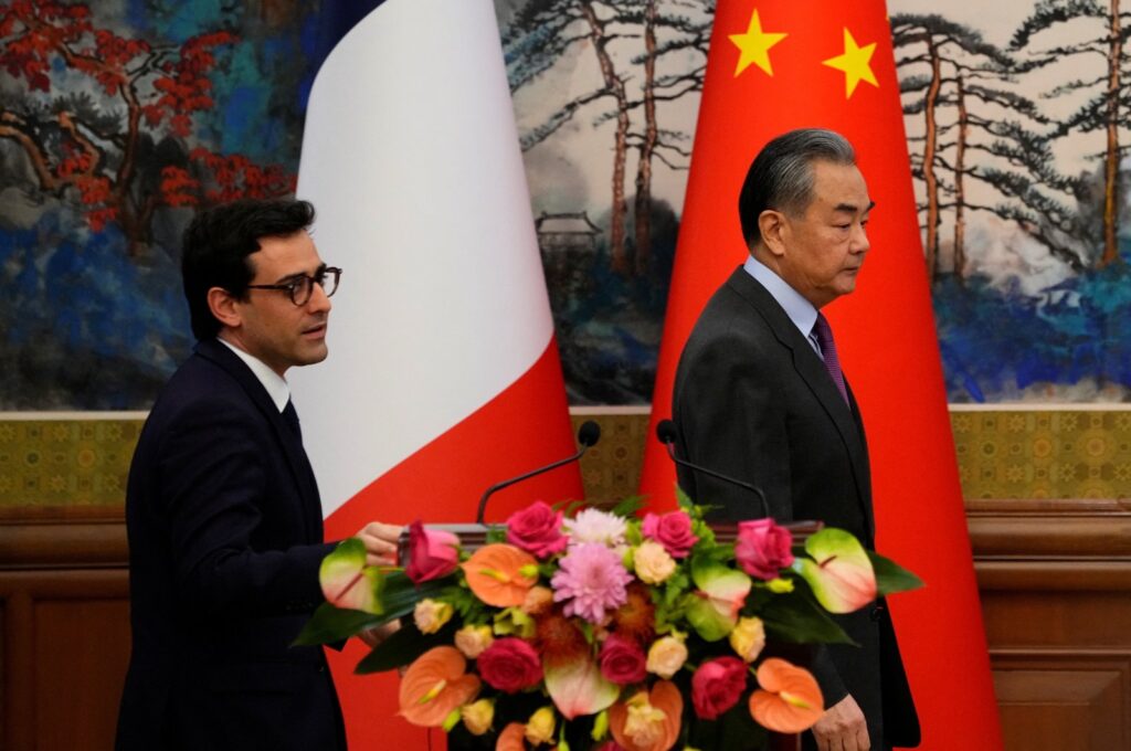 Chinese Foreign Minister Wang Yi (R) and French Foreign Minister Stephane Sejourne attend a joint news conference at the Diaoyutai State Guesthouse, Beijing, China, April 1, 2024. (Reuters Photo)