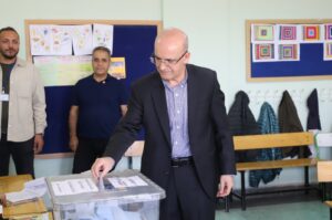 Treasury and Finance Minister Mehmet Şimşek casts his ballot for the municipal elections in Ankara, Türkiye, March 31, 2024. (AA Photo)