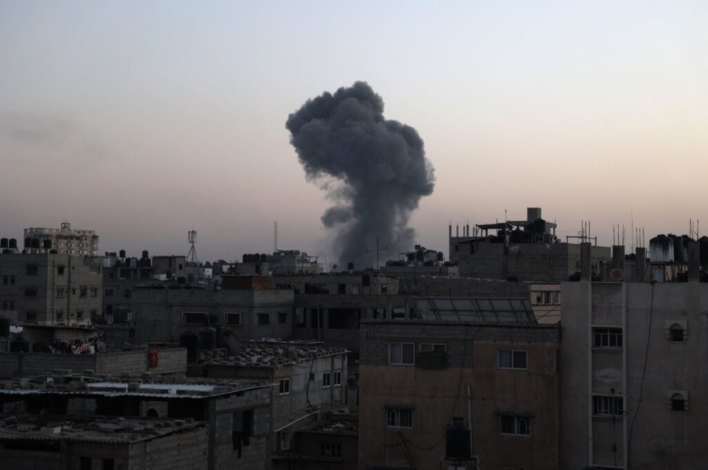 Smoke billows after an Israeli strike on Rafah, in the southern Gaza Strip, Palestine, April 4, 2024. (AFP Photo)