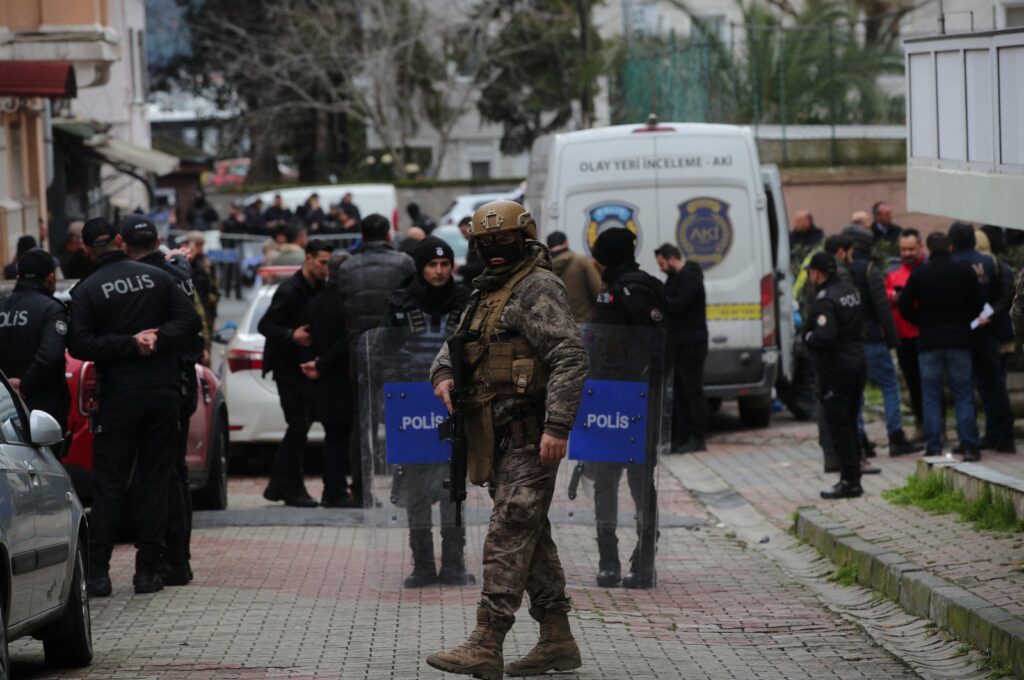 Turkish police stand guard outside the Italian Santa Maria Catholic Church after an attack by Daesh suspects, Istanbul, Türkiye, Jan. 28, 2024. (Reuters Photo)