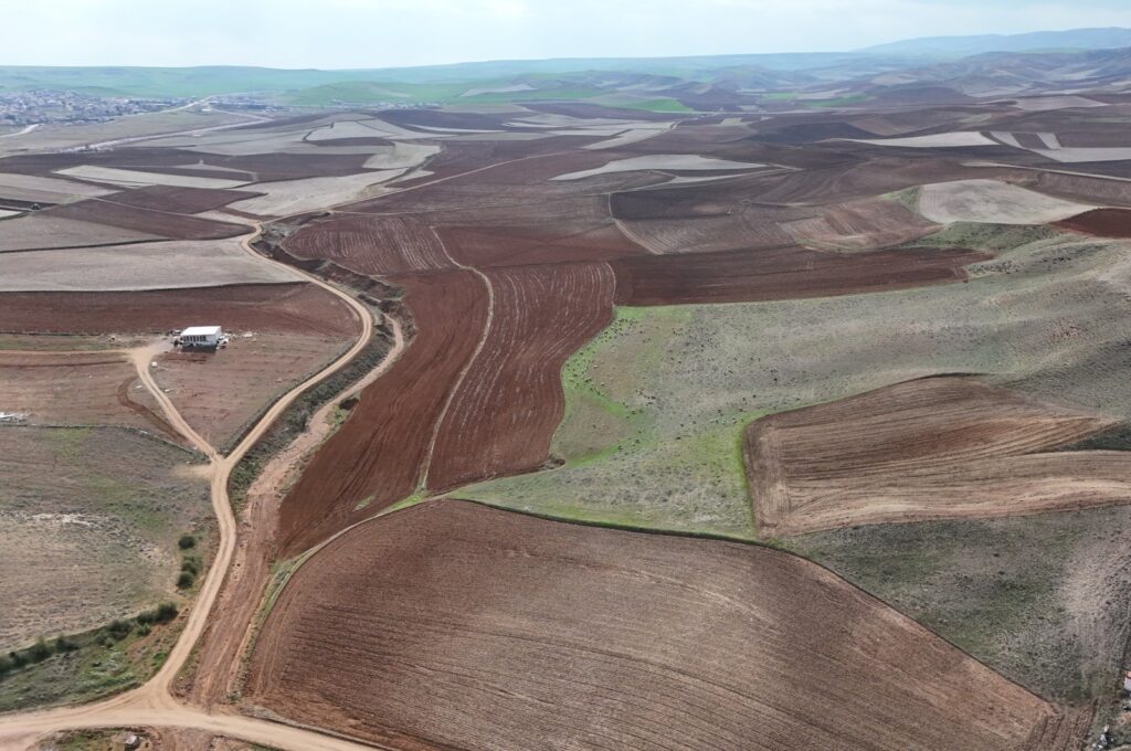 A view of the Kızılırmak River, Türkiye's longest river, which has been at alarming low water levels, Kırıkkale province, Türkiye, March 25, 2024. (IHA Photo)