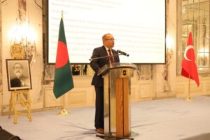 Consul General Mohammed Nore-Alam presents Bangladesh's vision of realizing Bangabandhu's dream of a "Sonar Bangla" ("Golden Bengal") – a prosperous and secular nation free from poverty and discrimination, Istanbul, Türkiye, April 24, 2024. (Photo courtesy of Consulate General of Bangladesh)
