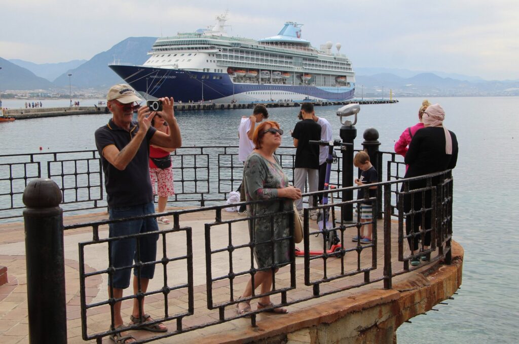 Cruise ship Marella Discovery 2 carrying mostly British tourists arrives in Antalya's Alanya port, May 9, 2024. (AA Photo)