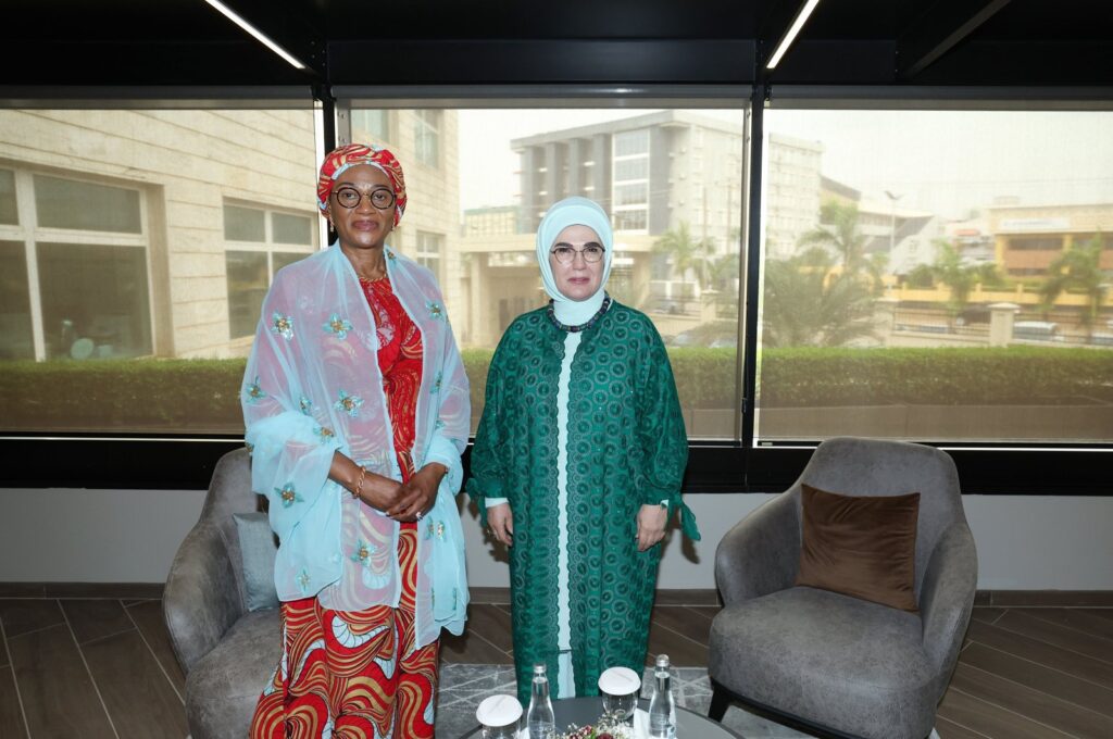 First lady Emine Erdoğan meets with Nigeria's first lady, Remi Tinubu, Abuja, Nigeria, May 15, 2024. (AA Photo)