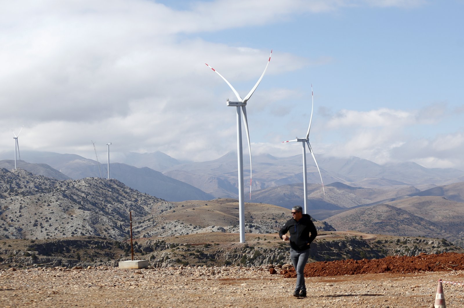 Wind turbines are seen in Kayseri, central Türkiye, Oct. 21, 2022. (AA Photo)