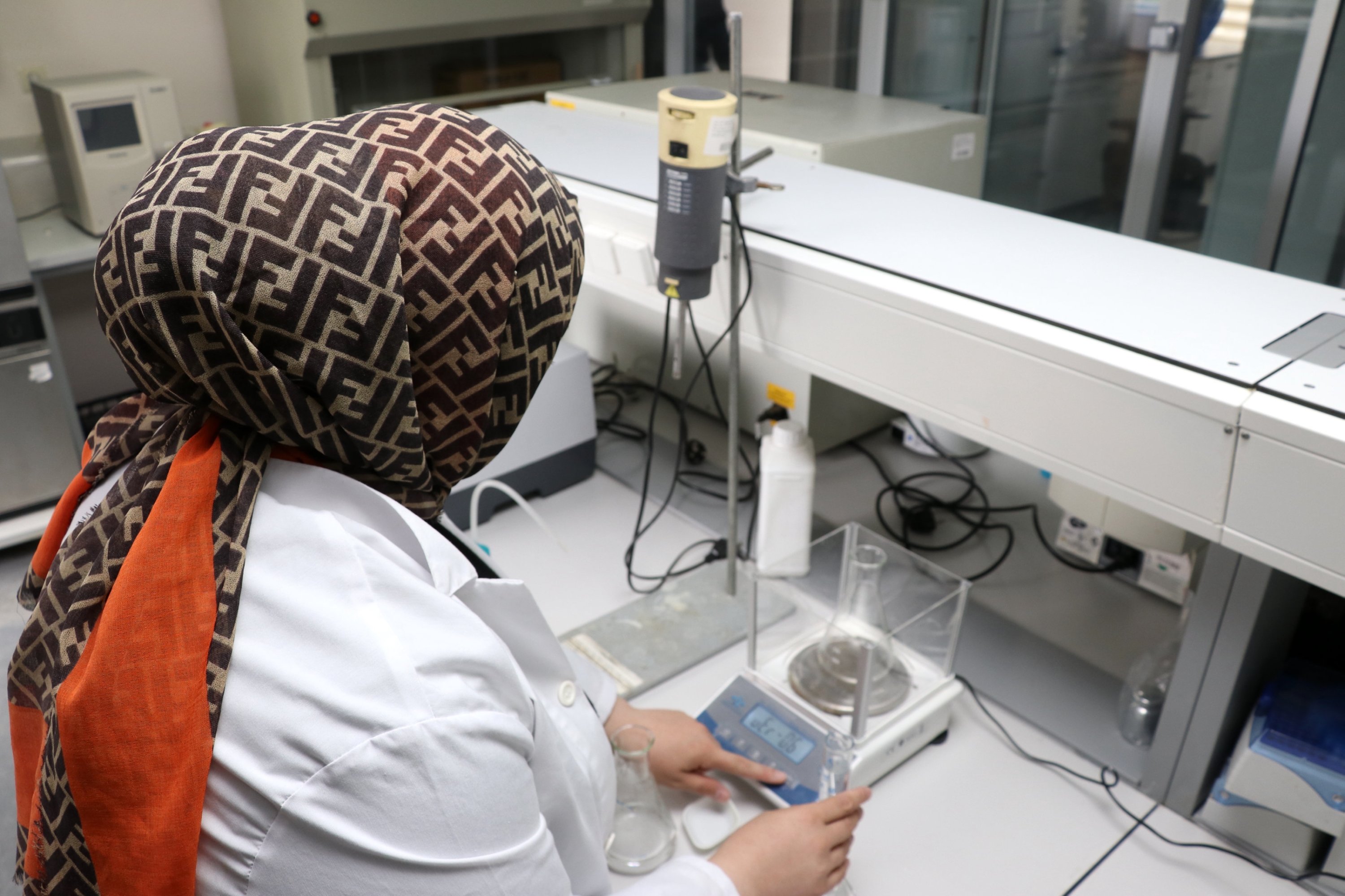 329318 Microplastic particles in fish brains reveal plastic pollution's impact on aquatic ecosystems, Erzurum, Türkiye, May 15, 2024. (AA Photo)