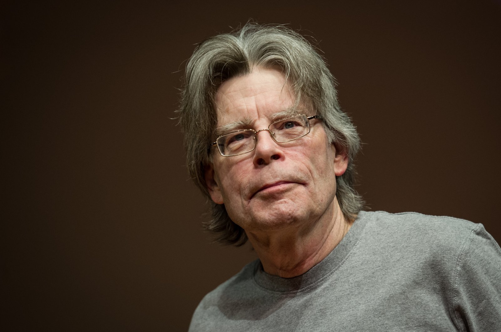 Stephen King, the master of horror, has published 12 new terrifying stories about aliens, rattlesnakes and modern America. King's "You Like It Darker" is now out in several languages. (dpa Photo)
