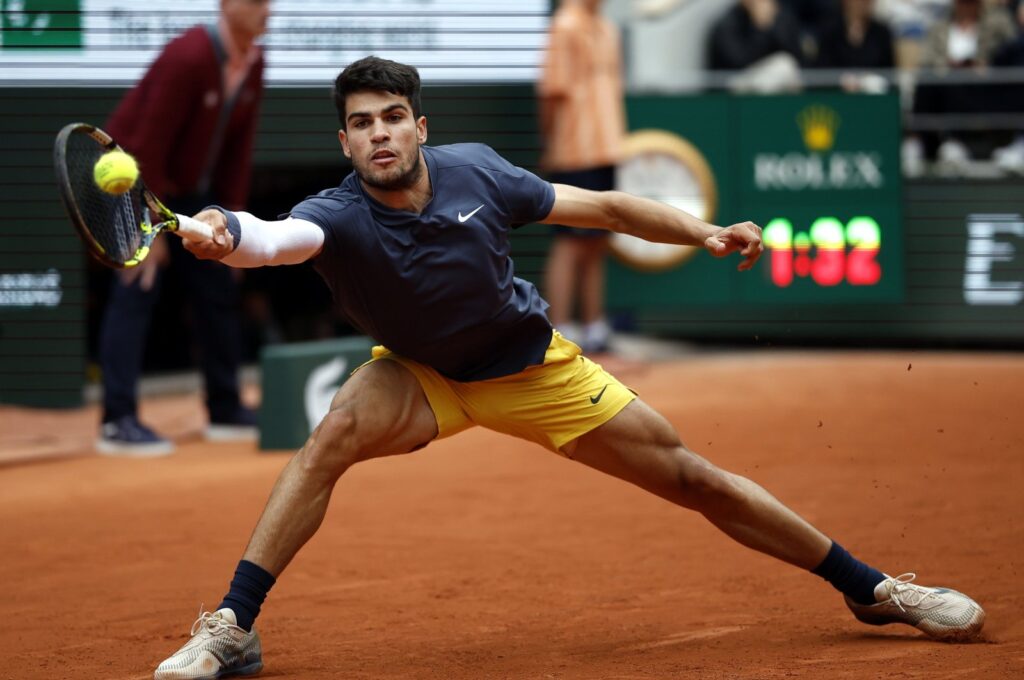 Spain's Carlos Alcaraz in action during his Men's Singles 4th round match against Canada's Felix Auger-Aliassime during the French Open Grand Slam at Roland Garros, Paris, France, June 2, 2024. (EPA Photo)