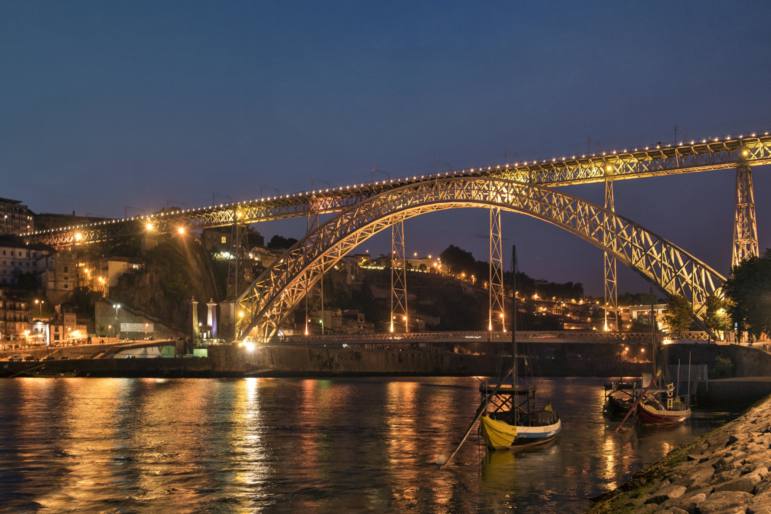 333041 Evening views of the Douro River and the Dom Luis I Bridge, Porto, Portugal, June 5, 2015. (Getty Images)