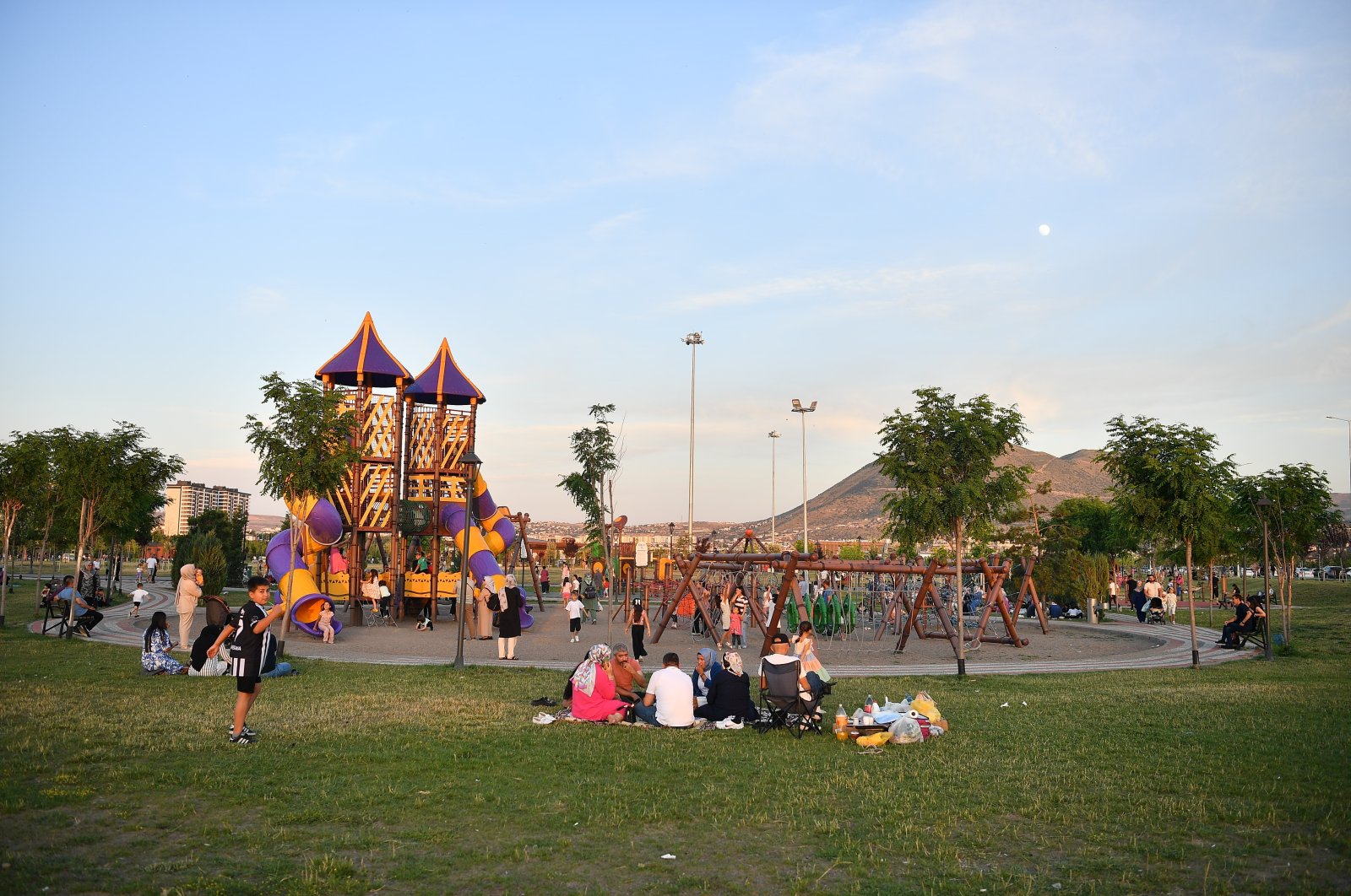 The Recep Tayyip Erdoğan People's Garden was a favorite among citizens during Qurban Bayram, Kayseri, Türkiye, June 20, 2024. (IHA Photo)