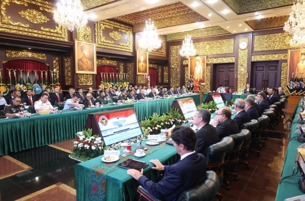 Representatives of the Turkish defense industry hold a meeting in Jakarta, Indonesia, Aug. 26, 2024. (DHA Photo)