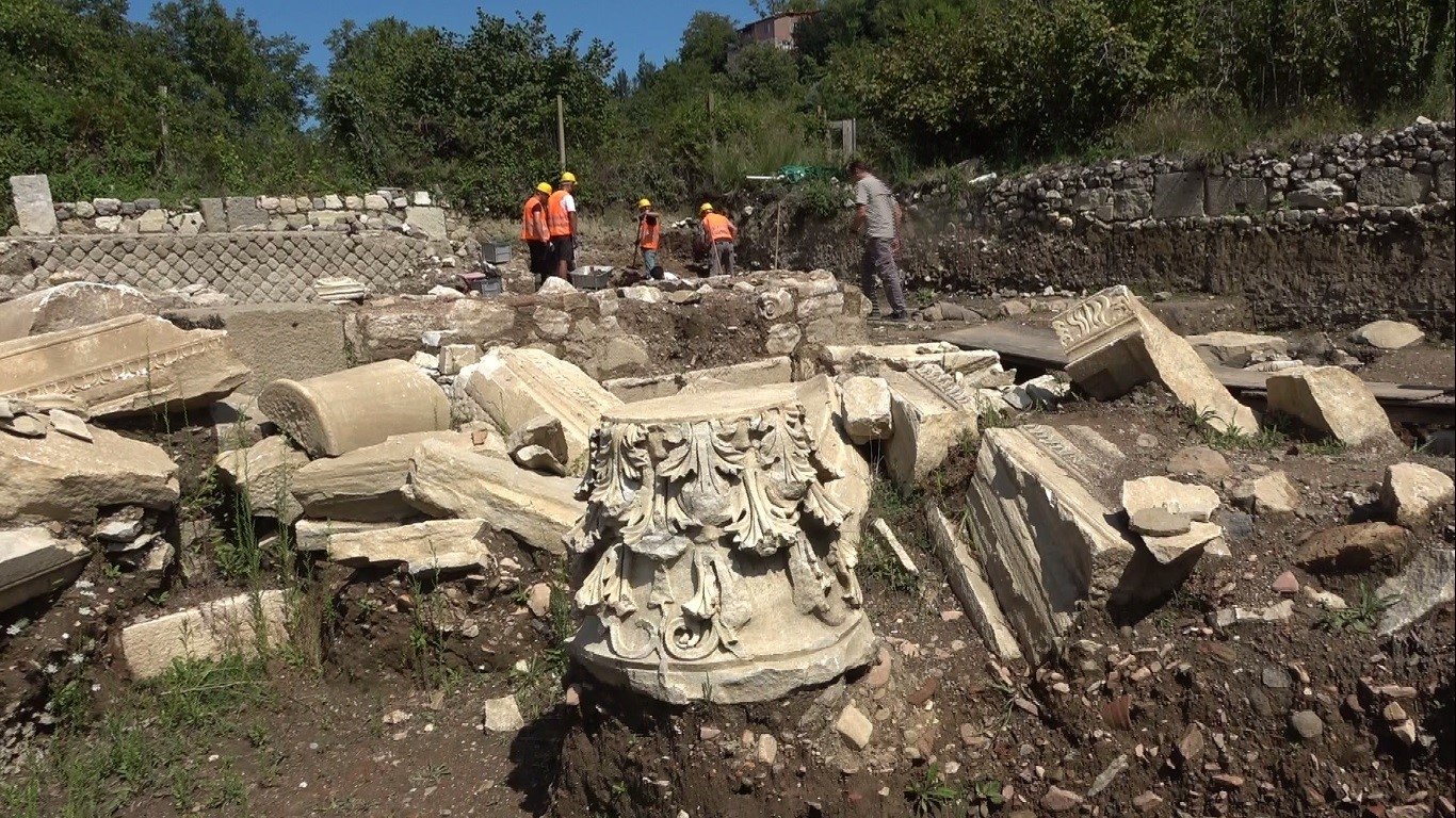 Recent excavations have revealed a marble-columned structure damaged by earthquakes and floods 1,600 years ago in Bartın, Türkiye, Aug. 29, 2024. (İHA Photo)