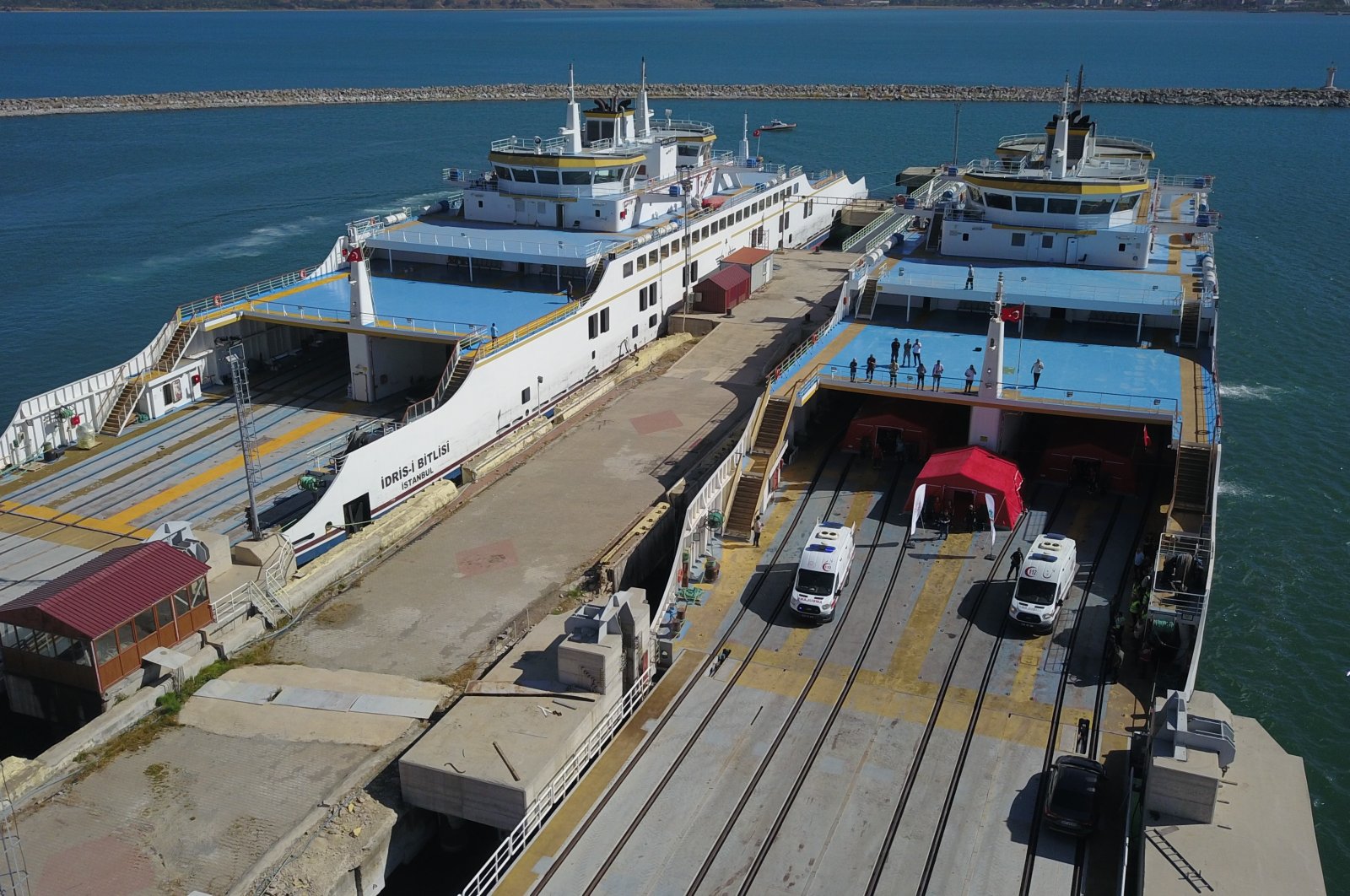 Türkiye's largest ferries were used for the earthquake drill in Bitlis, Türkiye, Sept. 5, 2024. (IHA Photo)