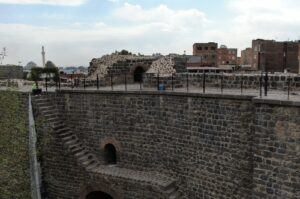 The Diyarbakır Walls feature new railings for visitor safety, Diyarbakır, Türkiye, Oct. 10, 2024. (IHA Photo)