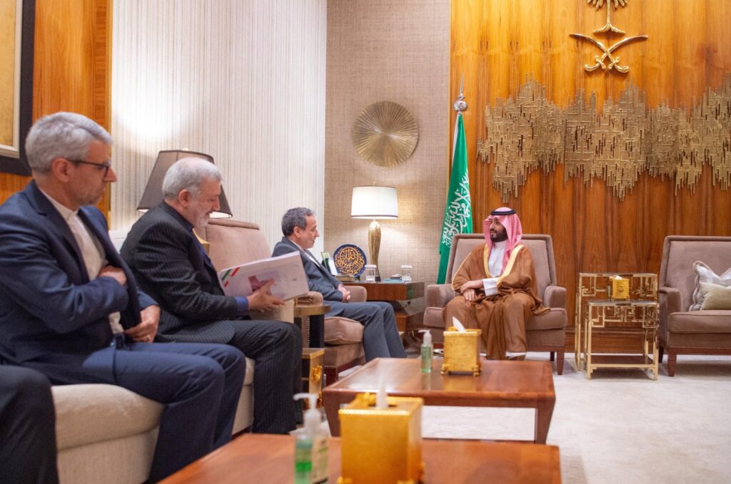 Saudi Crown Prince Mohammed bin Salman receives Iran's Foreign Minister Abbas Araqchi in Riyadh, Saudi Arabia, Oct. 9, 2024. (Reuters Photo)