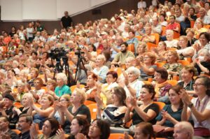 Students participating in Akdeniz University's "60  Lifelong Learning" program attend a meeting to kick off the 2024-2025 academic year, Antalya, southern Türkiye, Oct. 16, 2024. (IHA Photo)
