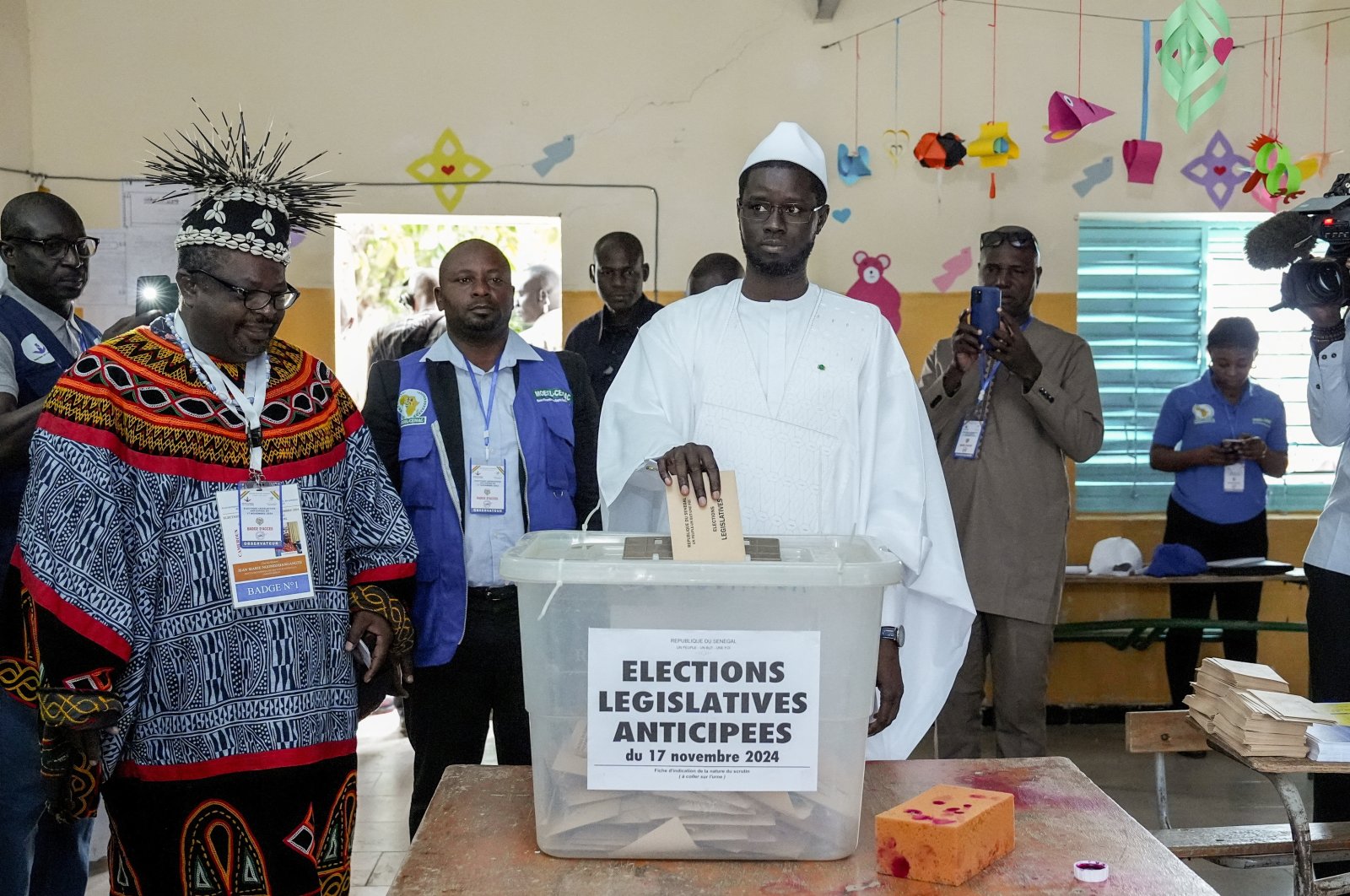Senegal's Presidential Bassirou Diomaye Faye casts his ballot during the early legislative election, at a polling station, Ndiaganiao, Mbour, Senegal, Nov. 17, 2024. (Reuters Photo)