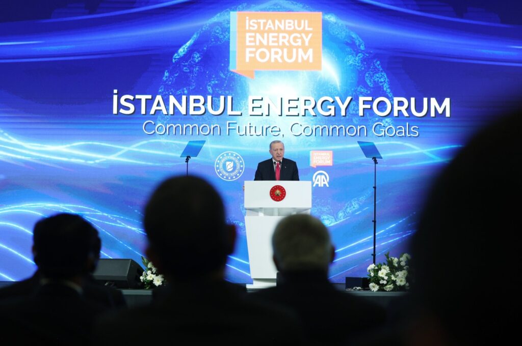 President Recep Tayyip Erdoğan delivers a speech at the Istanbul Energy Forum in Istanbul, Türkiye, Nov. 22, 2024. (AA Photo)
