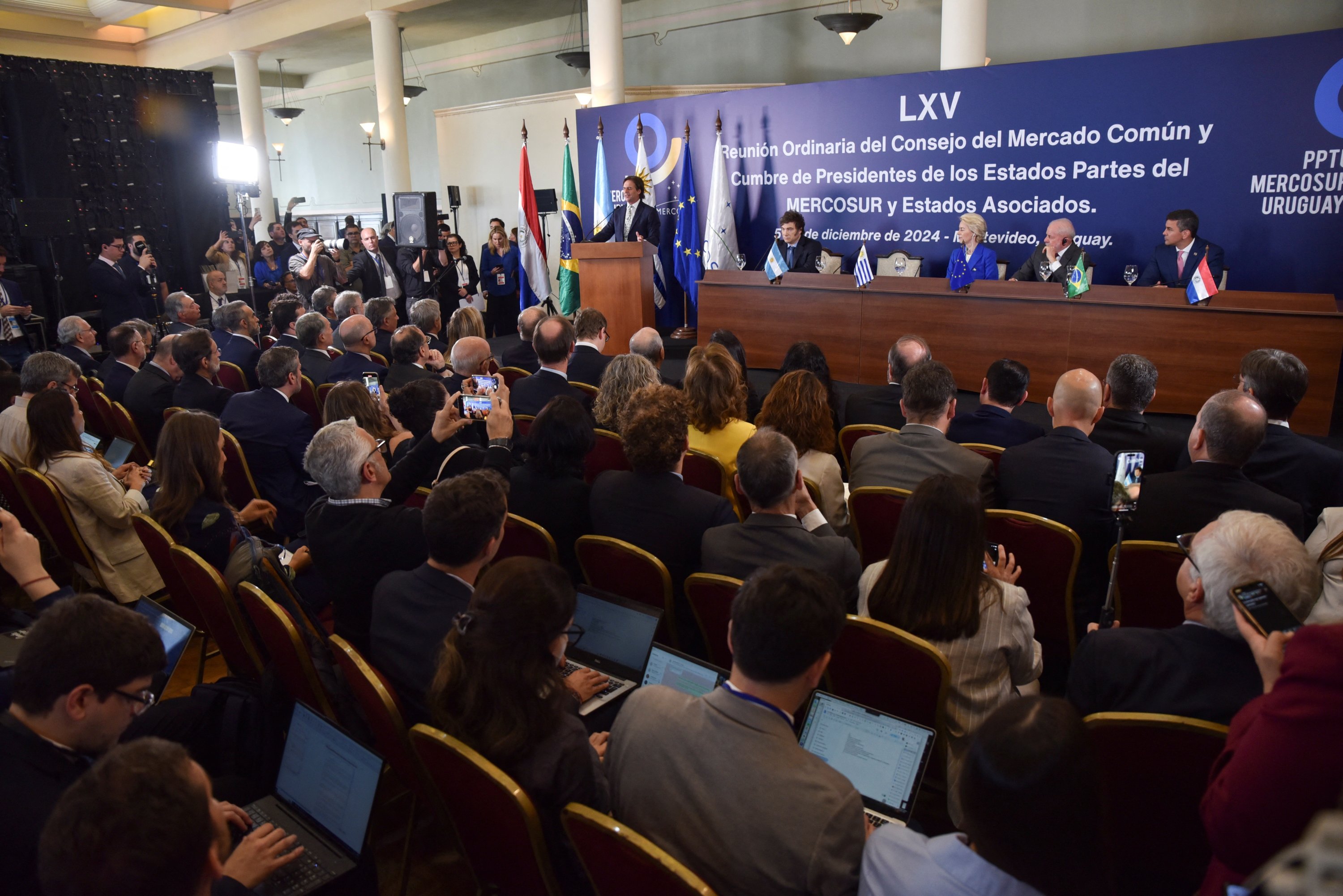 358383 Uruguay’s President Luis Lacalle Pou speaks at a press conference with European Commission President Ursula von der Leyen, Argentina’s President Javier Milei, Brazil’s President Luiz Inacio Lula da Silva and Paraguay’s President Santiago Pena at the Mercosur Summit, Montevideo, Uruguay, Dec. 6, 2024. (Reuters Photo)