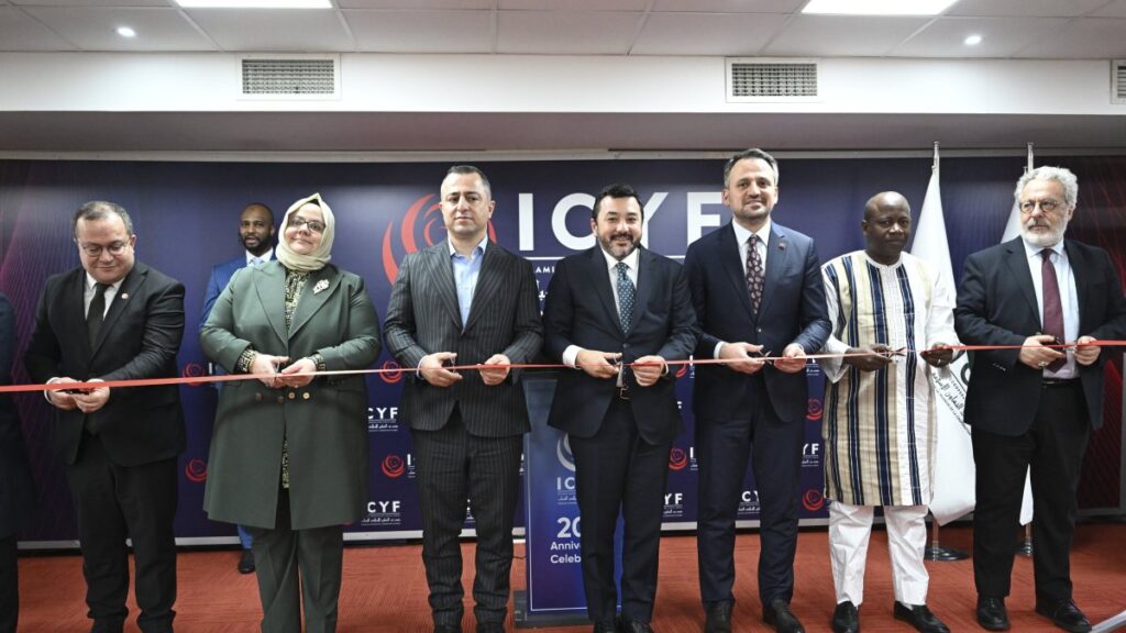 Anniversary of the Islamic Cooperation Youth Forum is celebrated with Deputy Minister of Youth and Sports Enes Eminoğlu (3rd R), ICYF President Taha Ayhan (C), Deputy Minister of Youth and Sports of Iran Ali Reza Rahimi (3rd L), Istanbul, Türkiye, Dec. 18, 2024. (AA Photo)