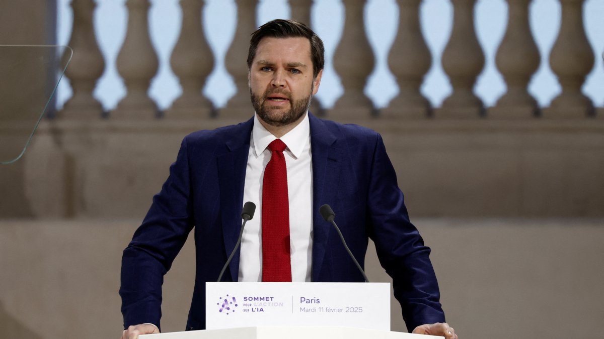 U.S. Vice President JD Vance delivers a speech during the plenary session of the Artificial Intelligence Action Summit at the Grand Palais, Paris, France, Feb. 11, 2025. (Reuters Photo)