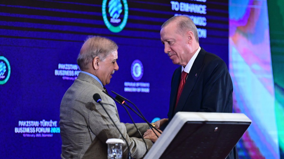 President Recep Tayyip Erdoğan shakes hands with Pakistan's Prime Minister Shahbaz Sharif, Islamabad, Pakistan, Feb. 13, 2025. (AA Photo)