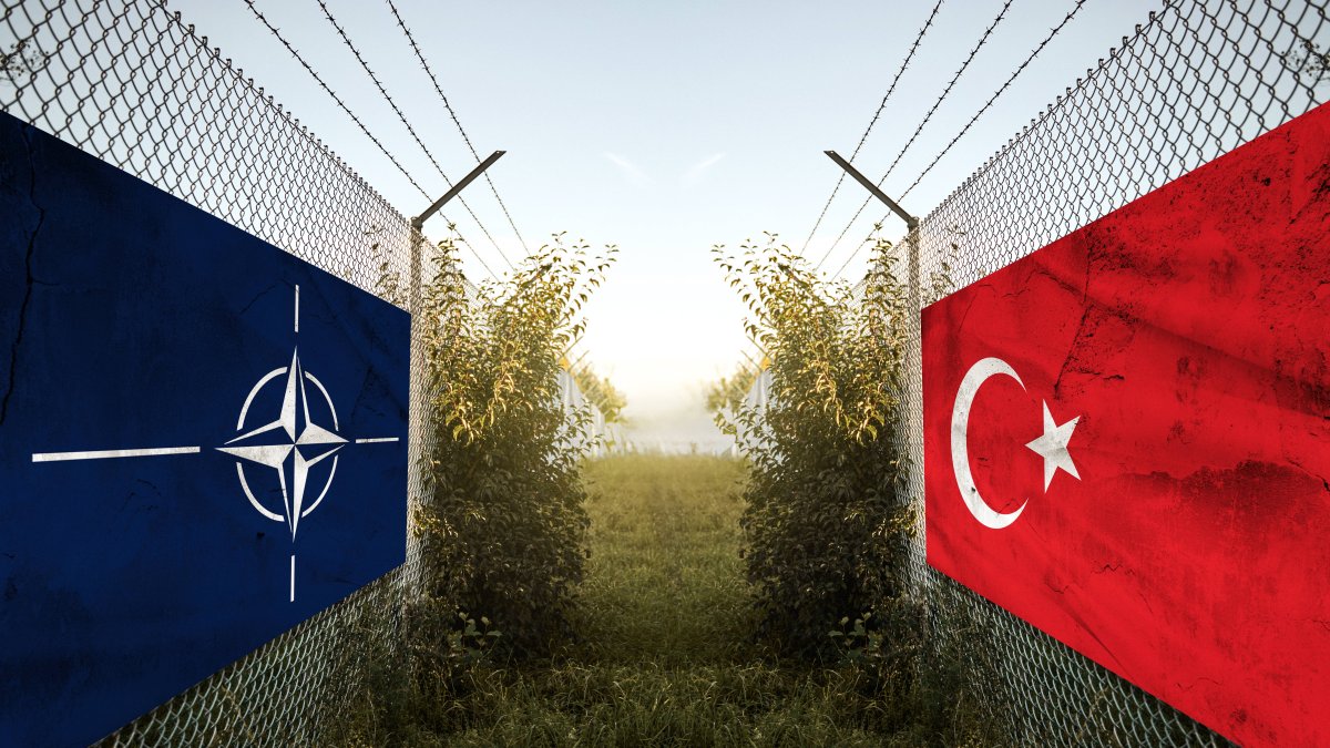 NATO and Turkish flags hang on a fence at a border, Bavaria, Germany, Nov. 11, 2024. (Reuters Photo)