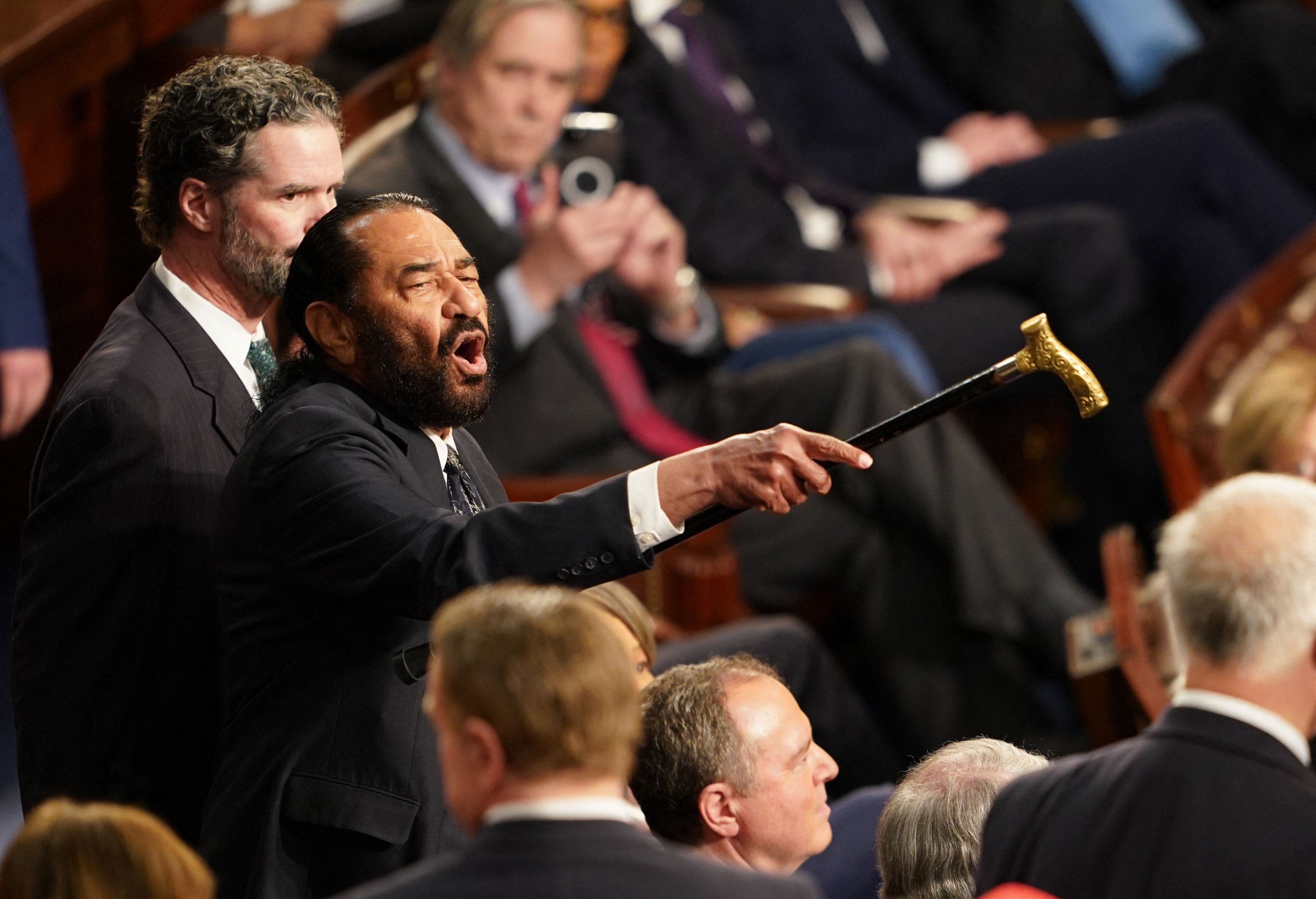 371509 U.S. Representative Al Green (L) disrupts Donald Trump as he addresses a joint session of Congress at the U.S. Capitol in Washington, D.C., March 4, 2025. (AFP Photo)