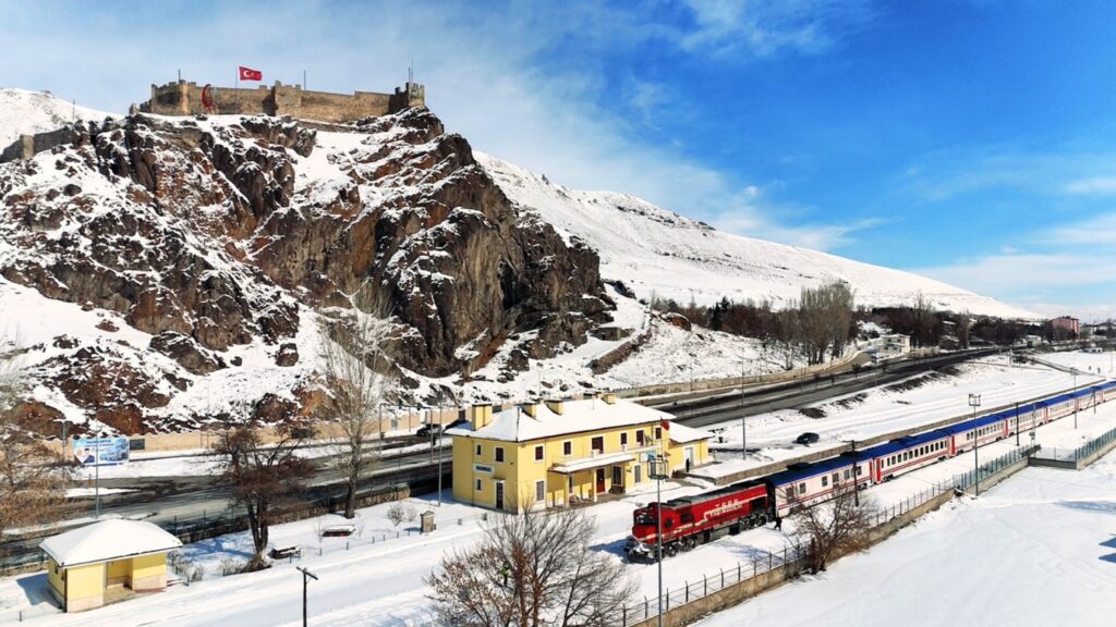 The scenic Eastern Express waits for its passengers at a station in Erzurum, eastern Türkiye, March 9, 2025. (AA Photo)