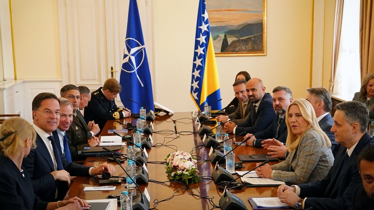 Members of the tripartite Presidency of Bosnia-Herzegovina, Zeljko Komsic, Denis Becirovic, and Zeljka Cvijanovic, pose for a photo with NATO Secretary-General Mark Rutte during their meeting in Sarajevo, Bosnia-Herzegovina, March 10, 2025. (EPA Photo)