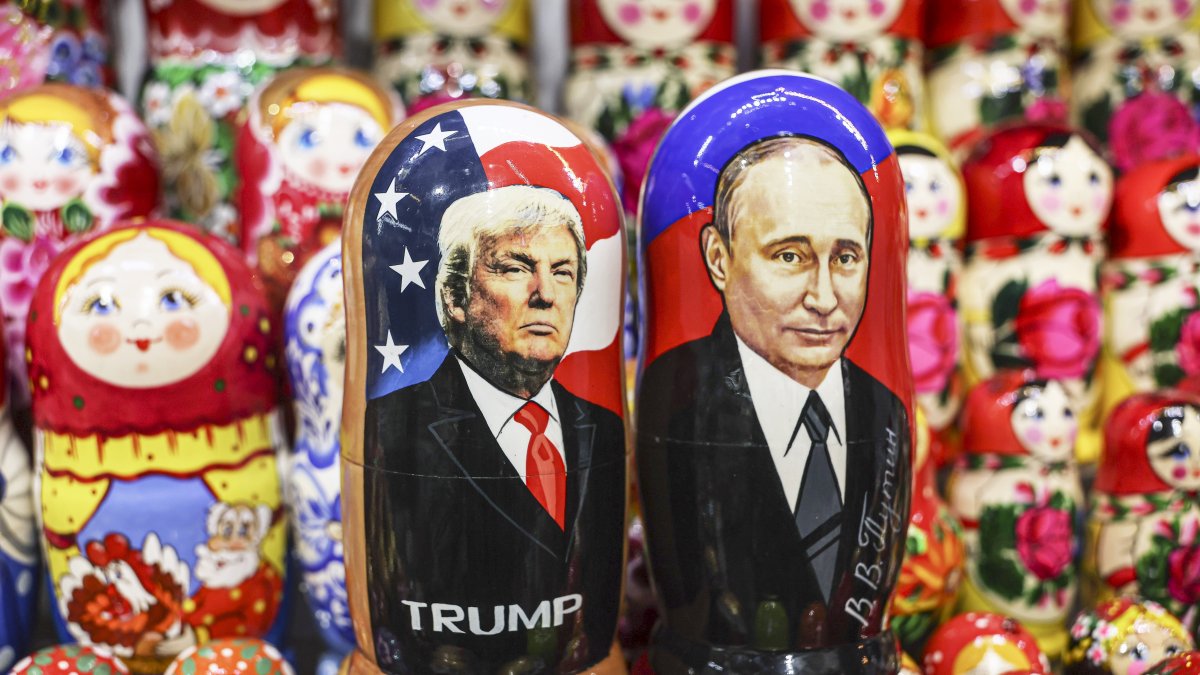 Traditional Russian wooden dolls, Matryoshka, depicting Russian President Vladimir Putin and U.S. President Donald Trump are displayed for sale at a souvenir shop, Moscow, Russia, Feb. 13, 2025. (EPA Photo)